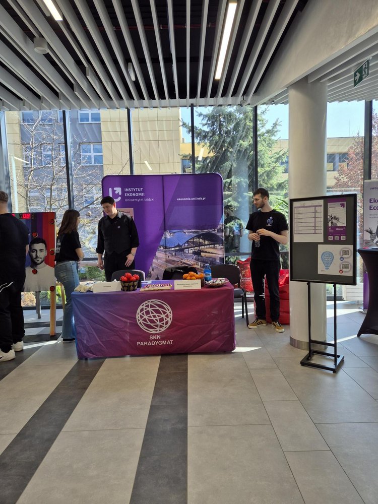 Stoisk kierunku Ekonomia